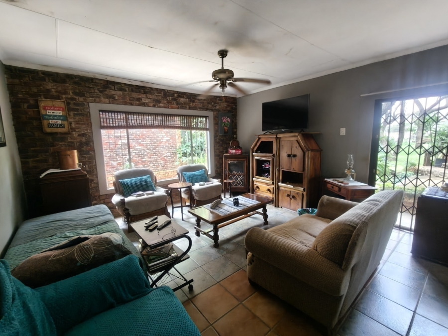 3 Bedroom Property for Sale in Rustenburg Rural North West